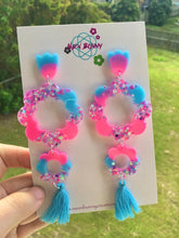 Load image into Gallery viewer, Dreamy Pink Flower Power Dangles- Glitter Daisy Earrings