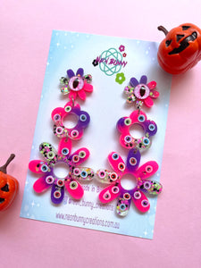 Zombie eyeball daisy earrings