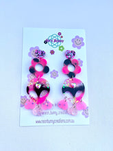 Load image into Gallery viewer, Pink queen alien daisy dangles