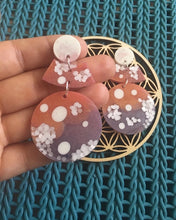 Load image into Gallery viewer, Snowglobe Earrings