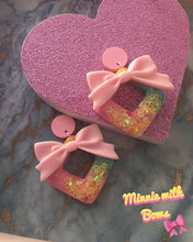 Load image into Gallery viewer, Pink Minnie Earrings With Bows