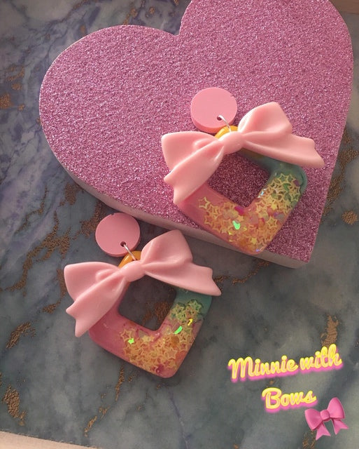 Pink Minnie Earrings With Bows