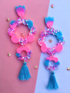 Dreamy Pink Flower Power Dangles- Glitter Daisy Earrings