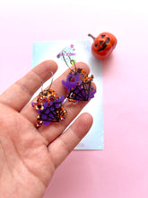 Load image into Gallery viewer, Trick or treat ghost earrings