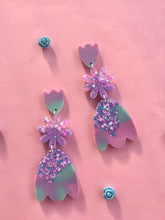 Load image into Gallery viewer, Minty Tulip Dangles-Flower Earring Studs.