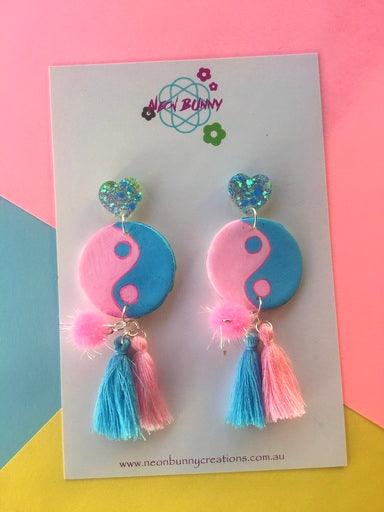 Mini yin yang earrings with tassels