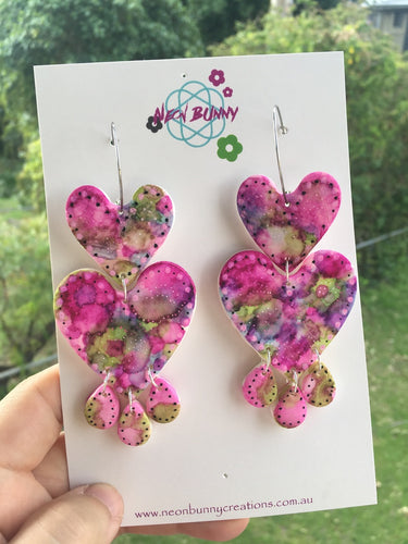 Tye dye pink heart earrings