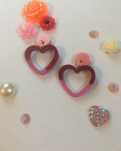 Load image into Gallery viewer, Mini Heart Dangle Earrings