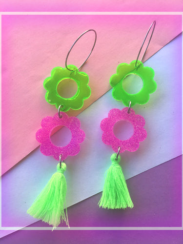 Lime Jelly Daisy Dangles With Tassels